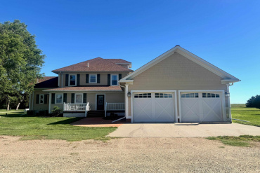 473 S Road Hildreth, Nebraska 68947, 5 Bedrooms Bedrooms, ,3 BathroomsBathrooms,Residential,For Sale,473 S Road,20260901