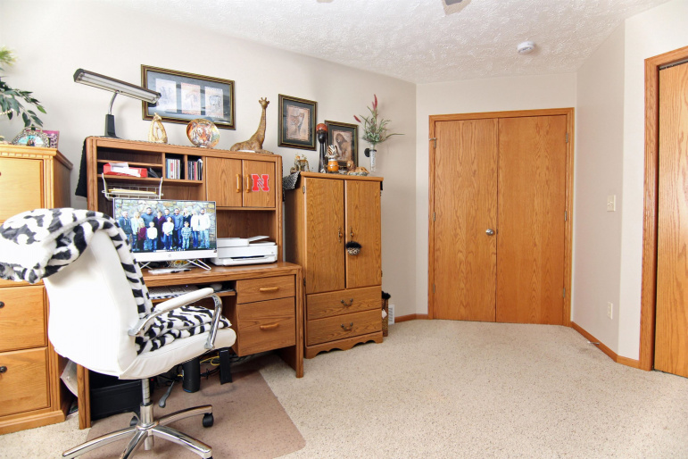 4724 29th Avenue Kearney, Nebraska 68845, 5 Bedrooms Bedrooms, ,3 BathroomsBathrooms,Residential,For Sale,4724 29th Avenue,20260905