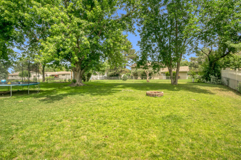 4503 E Avenue Kearney, Nebraska 68847, 4 Bedrooms Bedrooms, ,2 BathroomsBathrooms,Residential,For Sale,4503 E Avenue,20260908