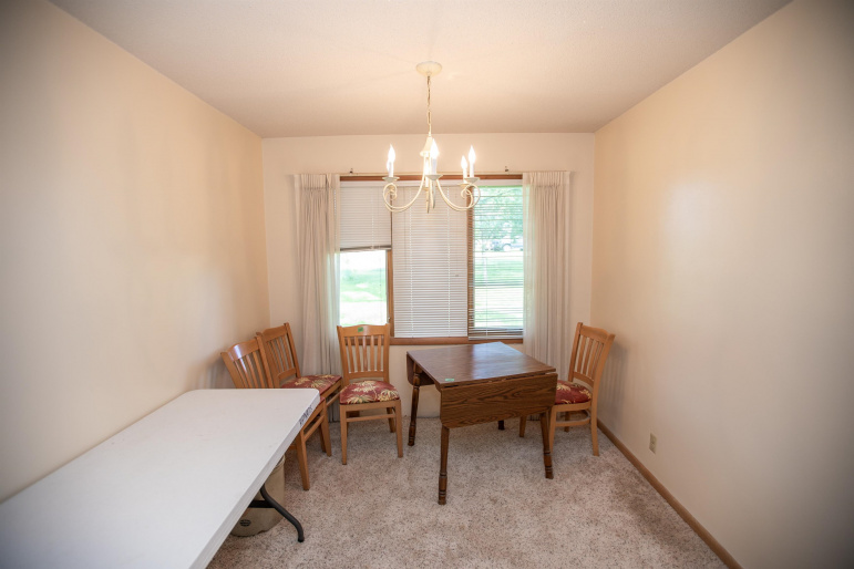 809 HWY 281 Red Cloud, Nebraska 68970, 2 Bedrooms Bedrooms, ,2 BathroomsBathrooms,Residential,For Sale,809 HWY 281,20260914