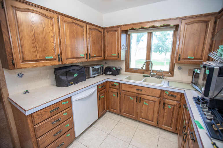 809 HWY 281 Red Cloud, Nebraska 68970, 2 Bedrooms Bedrooms, ,2 BathroomsBathrooms,Residential,For Sale,809 HWY 281,20260914