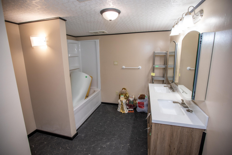 809 HWY 281 Red Cloud, Nebraska 68970, 2 Bedrooms Bedrooms, ,2 BathroomsBathrooms,Residential,For Sale,809 HWY 281,20260914