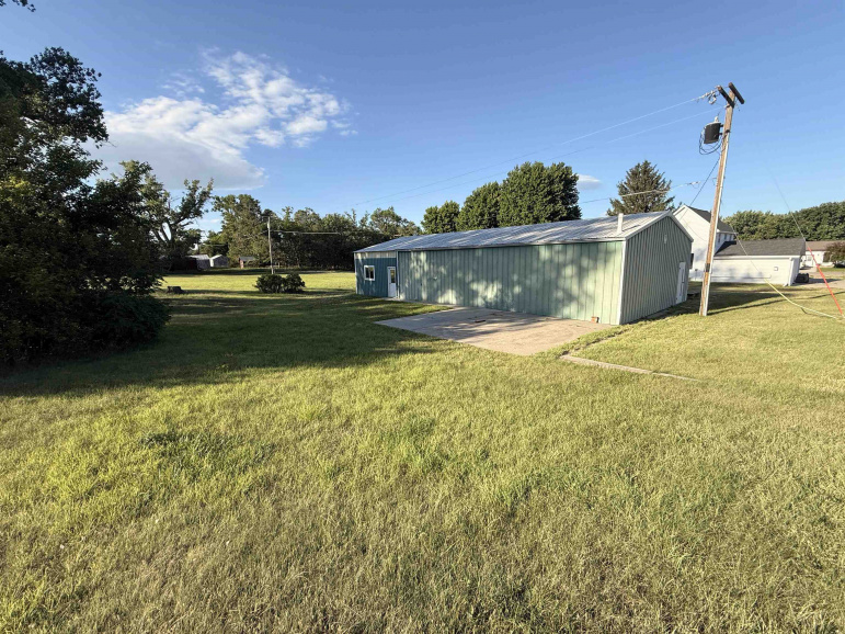 710 Sycamore Street Pleasanton, Nebraska 68866, 3 Bedrooms Bedrooms, ,2 BathroomsBathrooms,Residential,For Sale,710 Sycamore Street,20260916