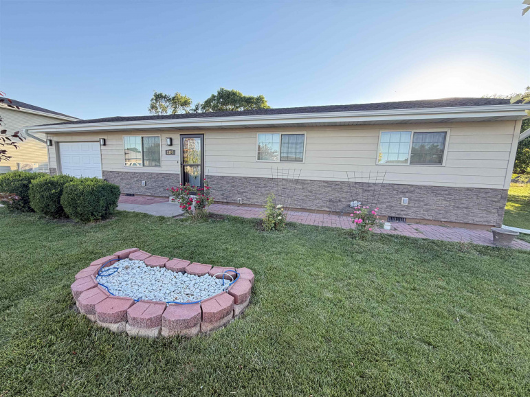 1307 Freedom Lane Lexington, Nebraska 68850, 3 Bedrooms Bedrooms, ,1 BathroomBathrooms,Residential,For Sale,1307 Freedom Lane,20260919