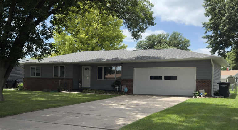 727 Valley Chase Avenue Hastings, Nebraska 68901-0000, 3 Bedrooms Bedrooms, ,2 BathroomsBathrooms,Residential,For Sale,727 Valley Chase Avenue,20260928