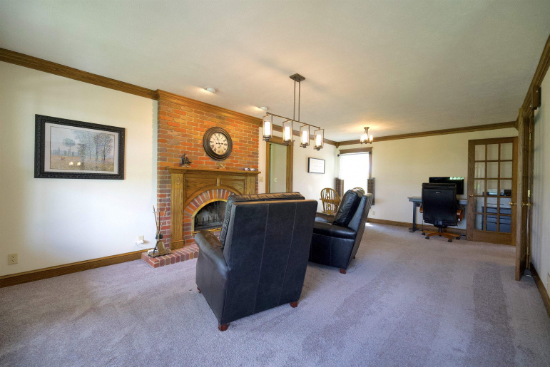 1395 N Adams Central Avenue Hastings, Nebraska 68955, 6 Bedrooms Bedrooms, ,4 BathroomsBathrooms,Residential,For Sale,1395 N Adams Central Avenue,20260934