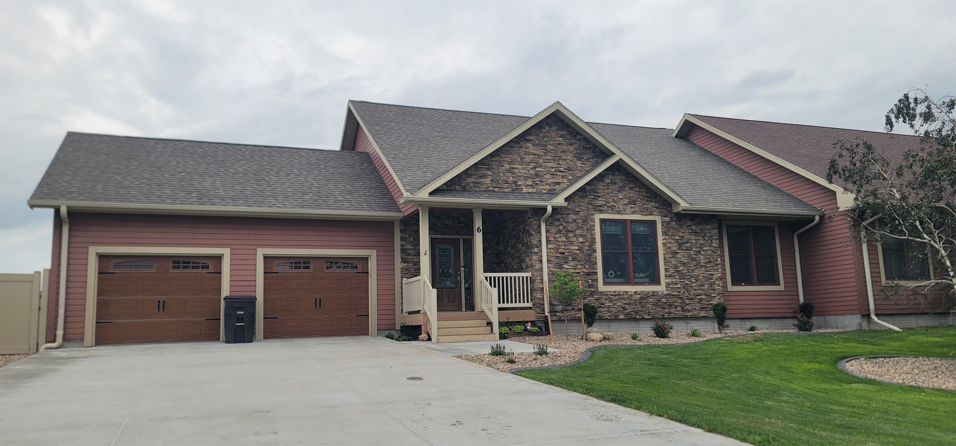 6 Tullymore Lane Axtell, Nebraska 68924, 5 Bedrooms Bedrooms, ,3 BathroomsBathrooms,Residential,For Sale,6 Tullymore Lane,20260941