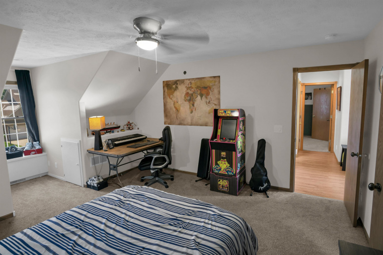 6012 O Avenue Kearney, Nebraska 68847, 5 Bedrooms Bedrooms, ,4 BathroomsBathrooms,Residential,For Sale,6012 O Avenue,20260940