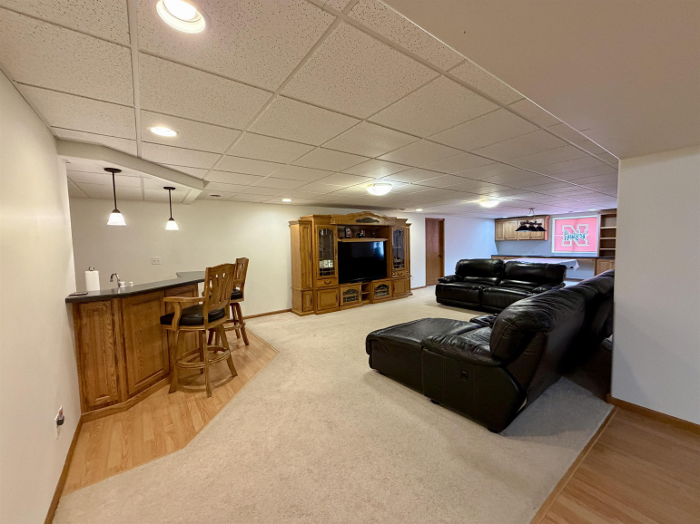 5817 O Avenue Place Kearney, Nebraska 68847, 5 Bedrooms Bedrooms, ,5 BathroomsBathrooms,Residential,For Sale,5817 O Avenue Place,20260948