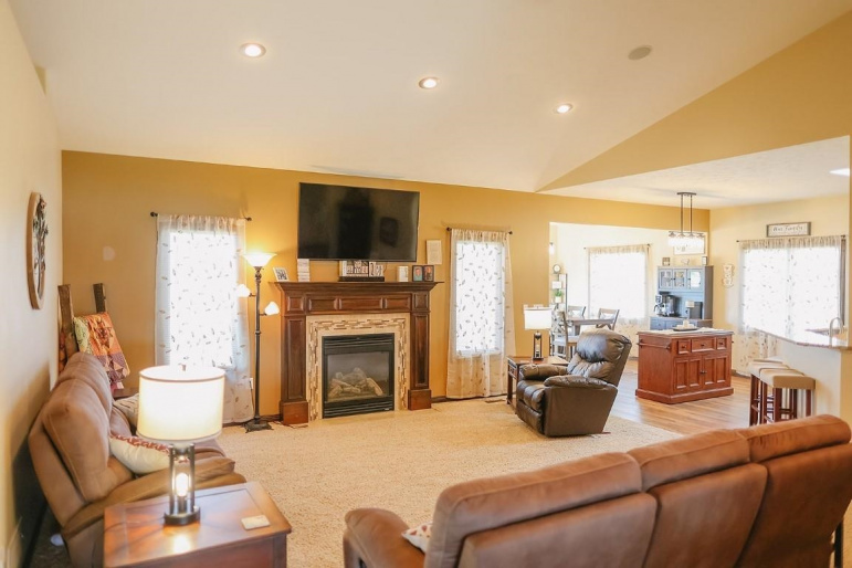 1204 W 61st Street Kearney, Nebraska 68845, 4 Bedrooms Bedrooms, ,3 BathroomsBathrooms,Residential,For Sale,1204 W 61st Street,20260962
