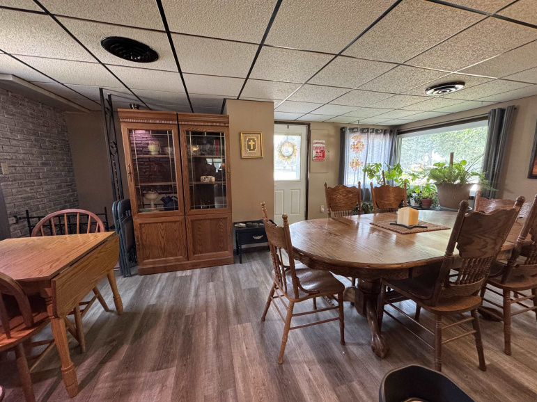 523 S Queen City Avenue Hastings, Nebraska 68901, 3 Bedrooms Bedrooms, ,3 BathroomsBathrooms,Residential,For Sale,523 S Queen City Avenue,20260961