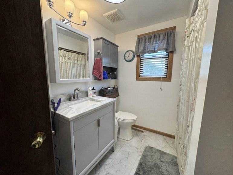 523 S Queen City Avenue Hastings, Nebraska 68901, 3 Bedrooms Bedrooms, ,3 BathroomsBathrooms,Residential,For Sale,523 S Queen City Avenue,20260961