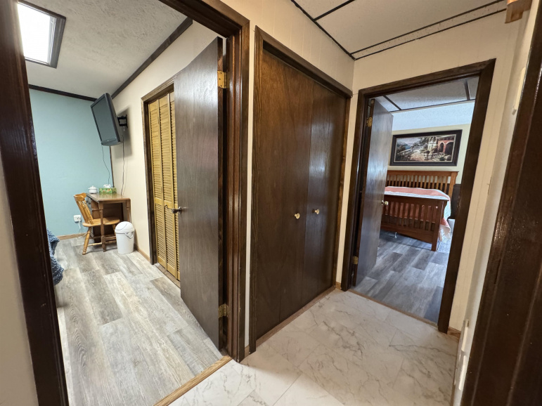 523 S Queen City Avenue Hastings, Nebraska 68901, 3 Bedrooms Bedrooms, ,3 BathroomsBathrooms,Residential,For Sale,523 S Queen City Avenue,20260961