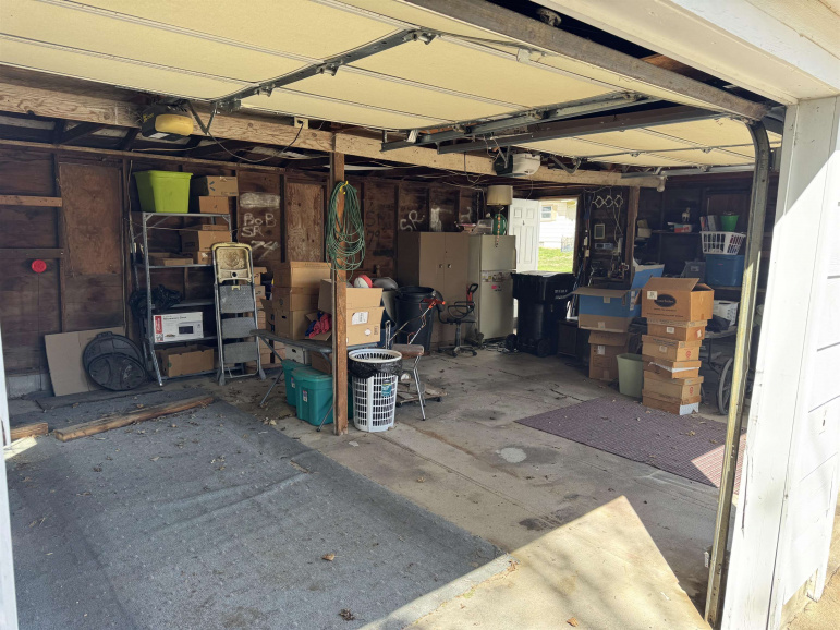 801 John St. Alma, Nebraska 68920, 2 Bedrooms Bedrooms, ,2 BathroomsBathrooms,Residential,For Sale,801 John St.,20260404