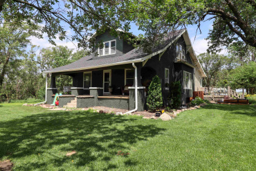 405 W 2 Road Trumbull, Nebraska 68980-1717, 5 Bedrooms Bedrooms, ,2 BathroomsBathrooms,Residential,For Sale,405 W 2 Road,20260967