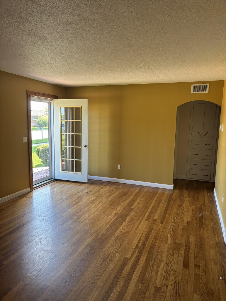 713 W 14th Street Cozad, Nebraska 69130, 3 Bedrooms Bedrooms, ,2 BathroomsBathrooms,Residential,For Sale,713 W 14th Street,20260966