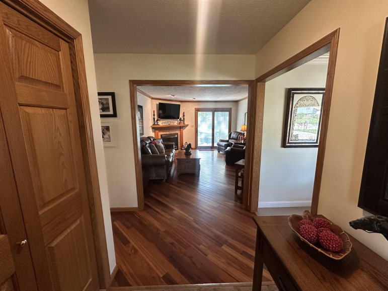 2922 Lakepark Lane Hastings, Nebraska 68901, 4 Bedrooms Bedrooms, ,4 BathroomsBathrooms,Residential,For Sale,2922 Lakepark Lane,20260968