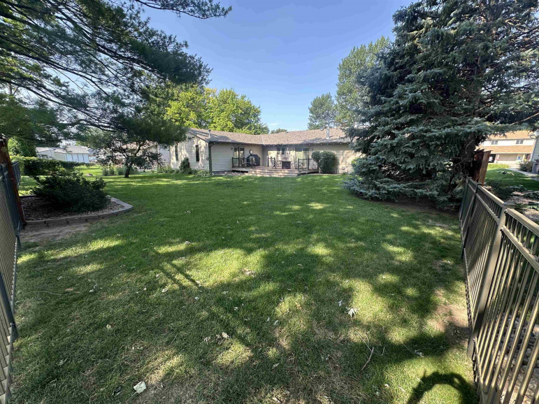 2922 Lakepark Lane Hastings, Nebraska 68901, 4 Bedrooms Bedrooms, ,4 BathroomsBathrooms,Residential,For Sale,2922 Lakepark Lane,20260968