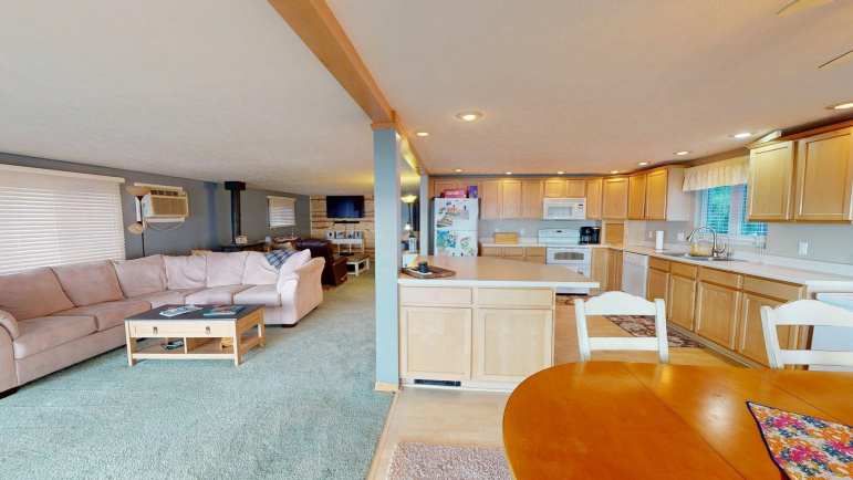 45 North Shore Drive 8 Johnson Lake, Nebraska 68937, 2 Bedrooms Bedrooms, ,1 BathroomBathrooms,Residential,For Sale,45 North Shore Drive 8,20250760