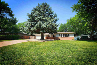 3406 11th Avenue Kearney, Nebraska 68845, 4 Bedrooms Bedrooms, ,2 BathroomsBathrooms,Residential,For Sale,3406 11th Avenue,20260982
