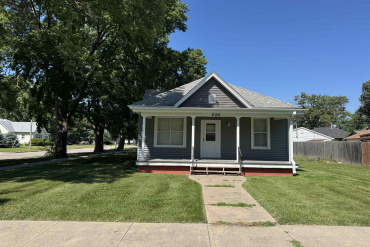 420 S St Joseph Ave Hastings, Nebraska 68901, 2 Bedrooms Bedrooms, ,1 BathroomBathrooms,Residential,For Sale,420 S St Joseph Ave,20260991