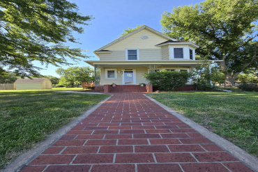 616 4th Street Shelton, Nebraska 68876, 3 Bedrooms Bedrooms, ,2 BathroomsBathrooms,Residential,For Sale,616 4th Street,20260988