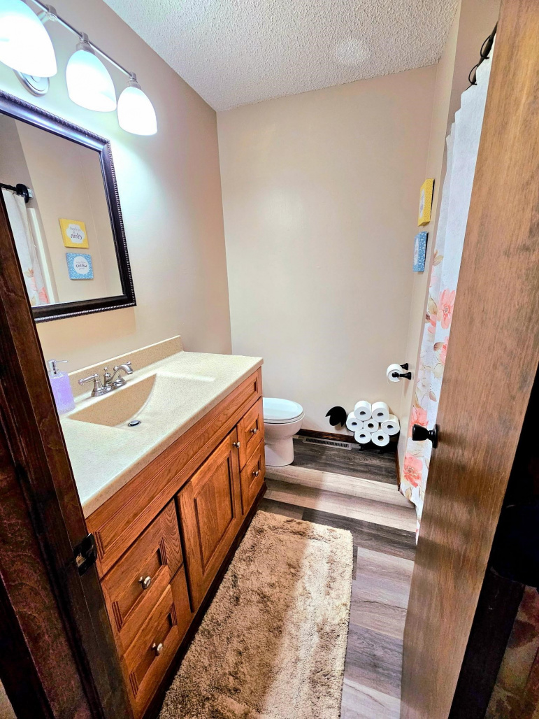 3135 Wendell Drive Hastings, Nebraska 68901, 4 Bedrooms Bedrooms, ,3 BathroomsBathrooms,Residential,For Sale,3135 Wendell Drive,20260998