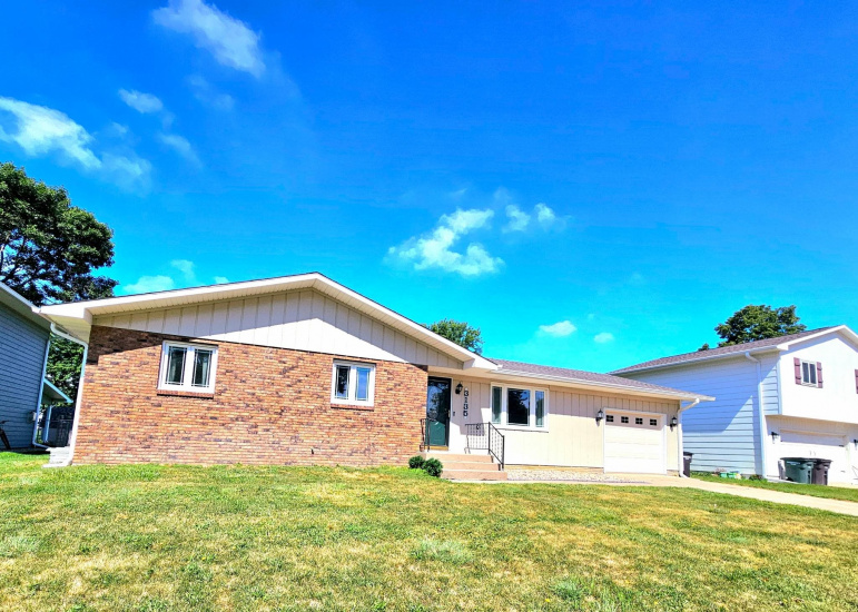 3135 Wendell Drive Hastings, Nebraska 68901, 4 Bedrooms Bedrooms, ,3 BathroomsBathrooms,Residential,For Sale,3135 Wendell Drive,20260998
