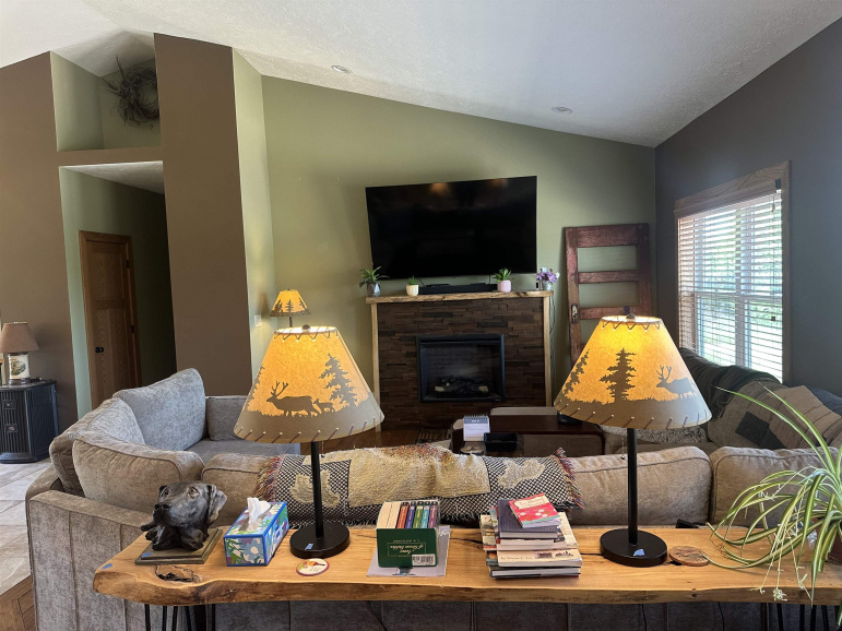 690 Sartoria Road Kearney, Nebraska 68845, 3 Bedrooms Bedrooms, ,4 BathroomsBathrooms,Residential,For Sale,690 Sartoria Road,20260994