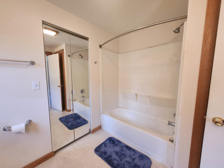 1604 D Avenue Gothenburg, Nebraska 69138-0000, 3 Bedrooms Bedrooms, ,3 BathroomsBathrooms,Residential,For Sale,1604 D Avenue,20261012