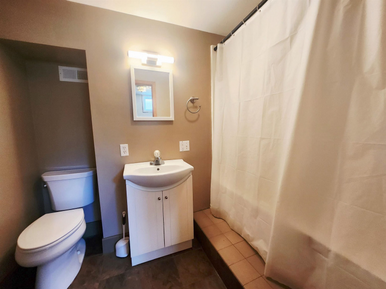 1604 D Avenue Gothenburg, Nebraska 69138-0000, 3 Bedrooms Bedrooms, ,3 BathroomsBathrooms,Residential,For Sale,1604 D Avenue,20261012