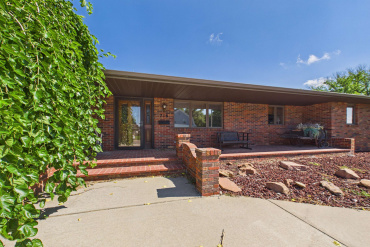 716 E 5th Street Minden, Nebraska 68959, 4 Bedrooms Bedrooms, ,4 BathroomsBathrooms,Residential,For Sale,716 E 5th Street,20261007