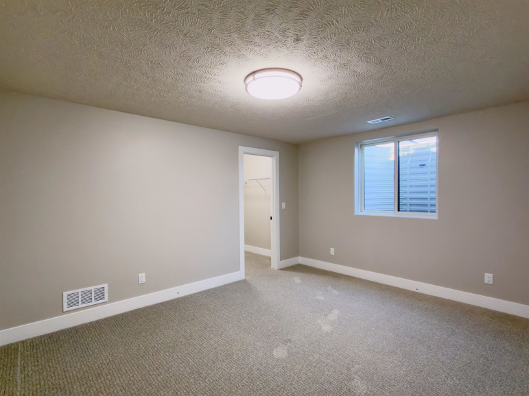 6402 11th Avenue Kearney, Nebraska 68845, 5 Bedrooms Bedrooms, ,3 BathroomsBathrooms,Residential,For Sale,6402 11th Avenue,20261006