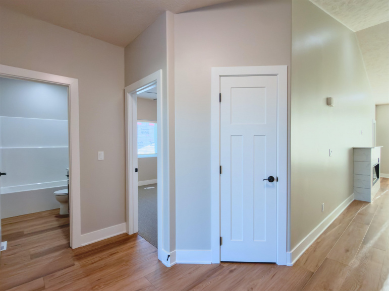 6402 11th Avenue Kearney, Nebraska 68845, 5 Bedrooms Bedrooms, ,3 BathroomsBathrooms,Residential,For Sale,6402 11th Avenue,20261006