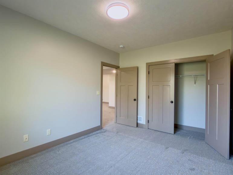 3711 25th Avenue Place Kearney, Nebraska 68845, 6 Bedrooms Bedrooms, ,3 BathroomsBathrooms,Residential,For Sale,3711 25th Avenue Place,20261005