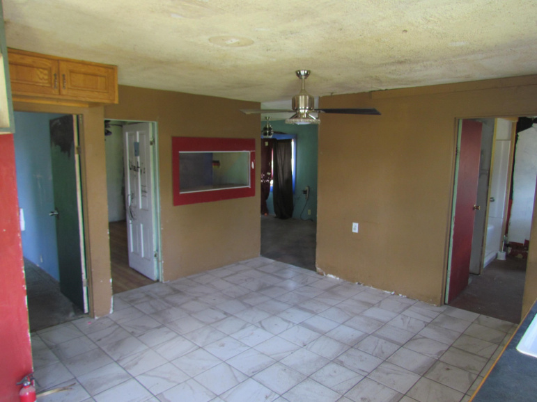 1015 E 17th St Kearney, Nebraska 68847, 3 Bedrooms Bedrooms, ,1 BathroomBathrooms,Residential,For Sale,1015 E 17th St,20261014