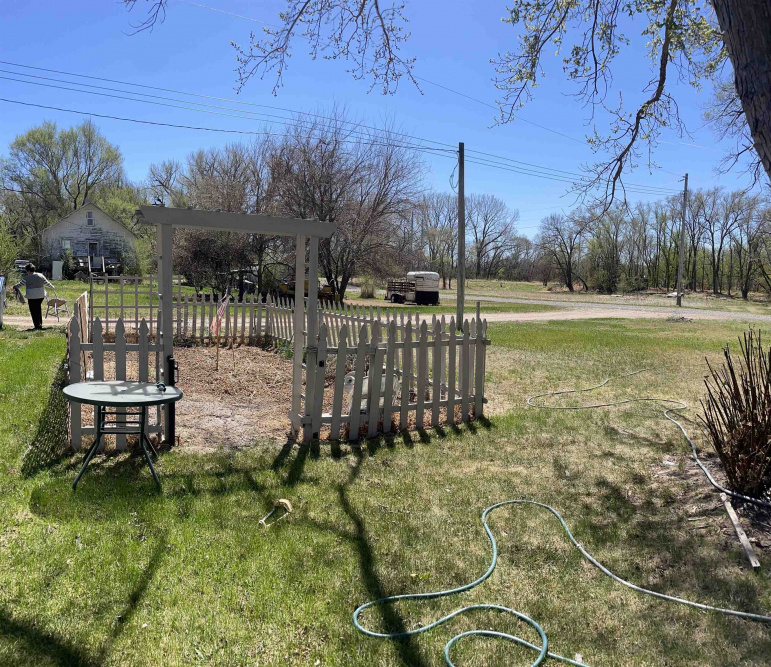 217 S Locust Street Brady, Nebraska 69123, 2 Bedrooms Bedrooms, ,1 BathroomBathrooms,Residential,For Sale,217 S Locust Street,20261015