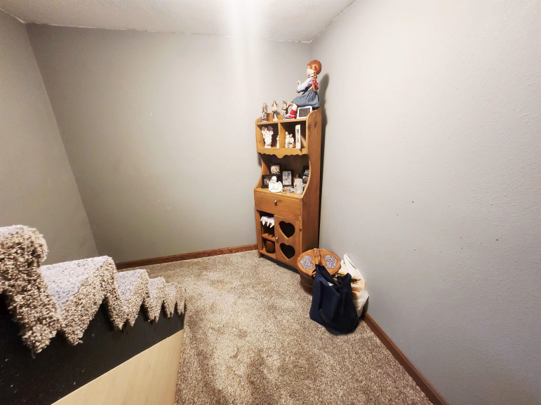 1418 C Avenue Gothenburg, Nebraska 69138, 3 Bedrooms Bedrooms, ,2 BathroomsBathrooms,Residential,For Sale,1418 C Avenue,20261020