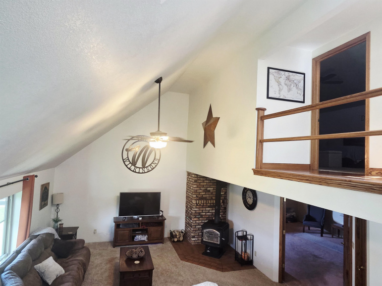 10 McCormick Drive Cozad, Nebraska 69130, 4 Bedrooms Bedrooms, ,3 BathroomsBathrooms,Residential,For Sale,10 McCormick Drive,20261019