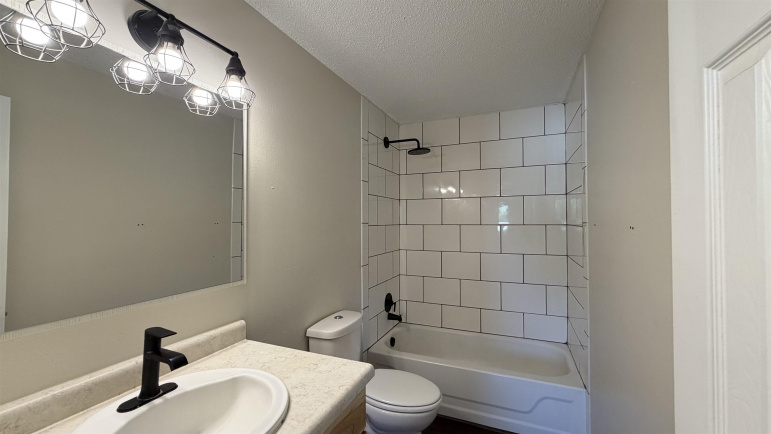927 16th Street Gothenburg, Nebraska 68850, 3 Bedrooms Bedrooms, ,1 BathroomBathrooms,Residential,For Sale,927 16th Street,20261025