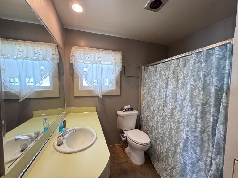 1311 N Washington Street Lexington, Nebraska 68850, 4 Bedrooms Bedrooms, ,3 BathroomsBathrooms,Residential,For Sale,1311 N Washington Street,20260508