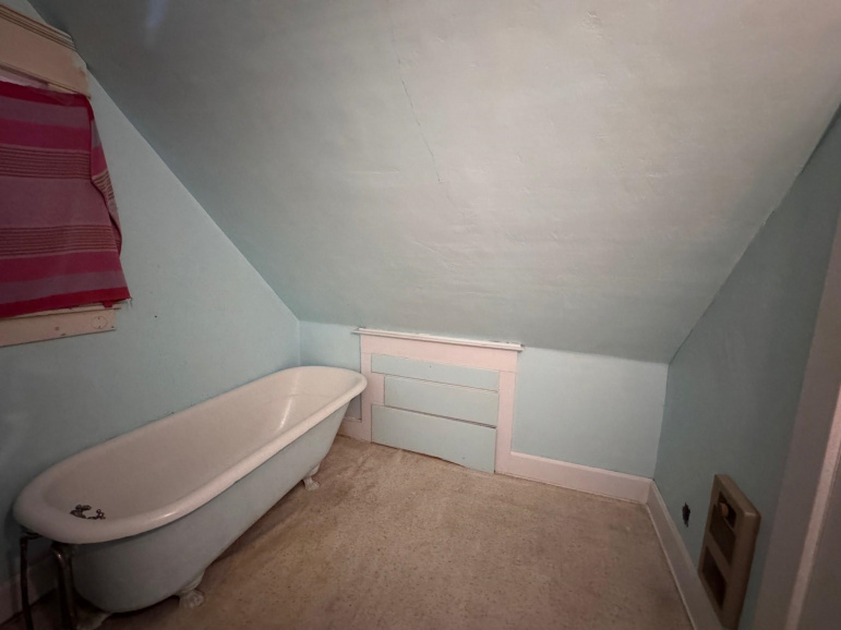 1311 N Washington Street Lexington, Nebraska 68850, 4 Bedrooms Bedrooms, ,3 BathroomsBathrooms,Residential,For Sale,1311 N Washington Street,20260508
