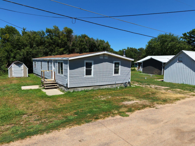 314 Maple Lane Riverdale, Nebraska 68870, 3 Bedrooms Bedrooms, ,2 BathroomsBathrooms,Residential,For Sale,314 Maple Lane,20261044