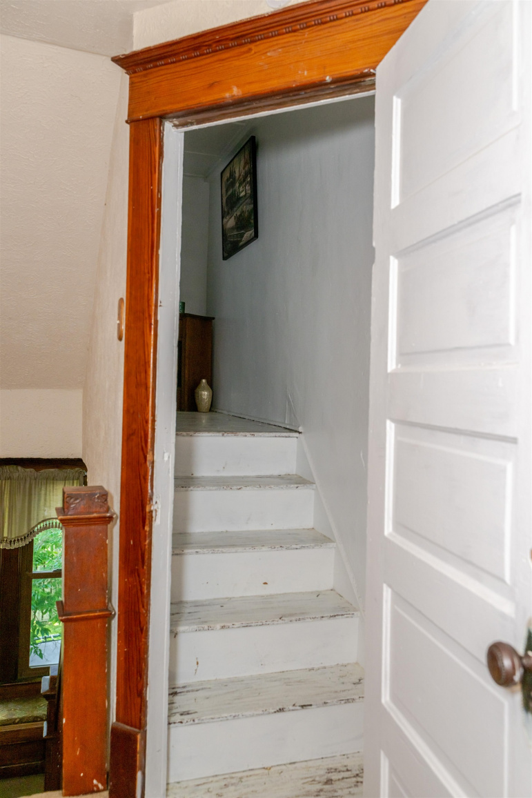 704 H Street Burwell, Nebraska 68823, 5 Bedrooms Bedrooms, ,3 BathroomsBathrooms,Residential,For Sale,704 H Street,20261038