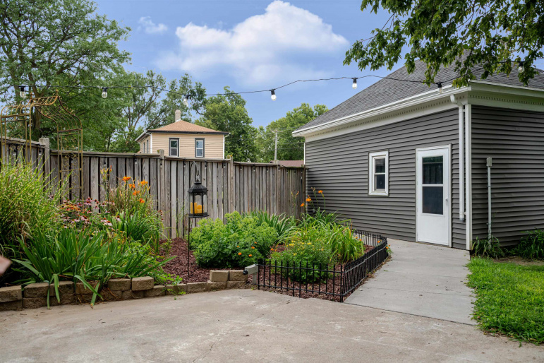 704 H Street Burwell, Nebraska 68823, 5 Bedrooms Bedrooms, ,3 BathroomsBathrooms,Residential,For Sale,704 H Street,20261038