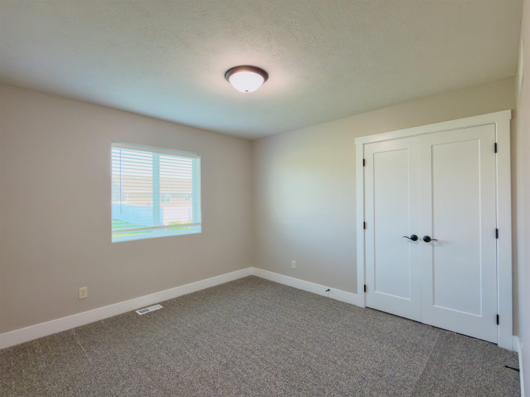 2303 E 42nd Street Kearney, Nebraska 68847, 2 Bedrooms Bedrooms, ,2 BathroomsBathrooms,Residential,For Sale,2303 E 42nd Street,20261036