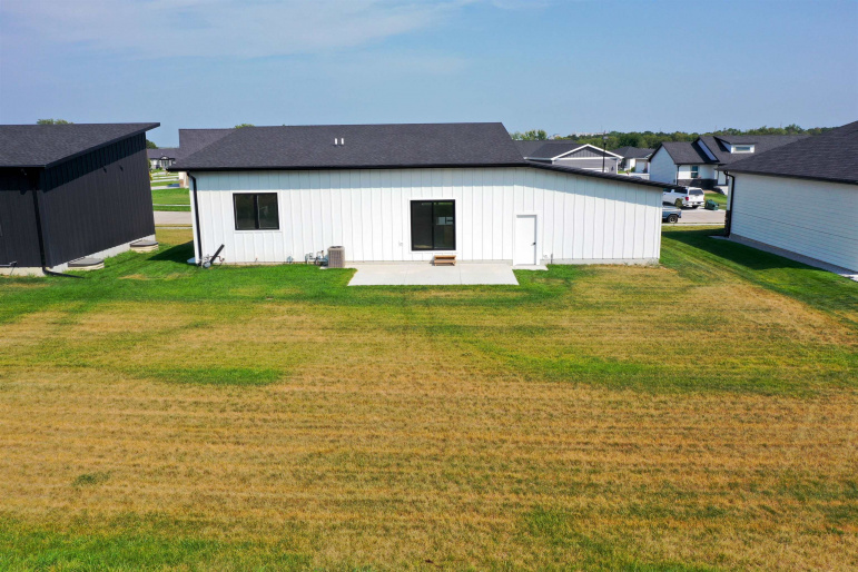 3113 Frahm Lane Hastings, Nebraska 68901, 4 Bedrooms Bedrooms, ,3 BathroomsBathrooms,Residential,For Sale,3113 Frahm Lane,20261046