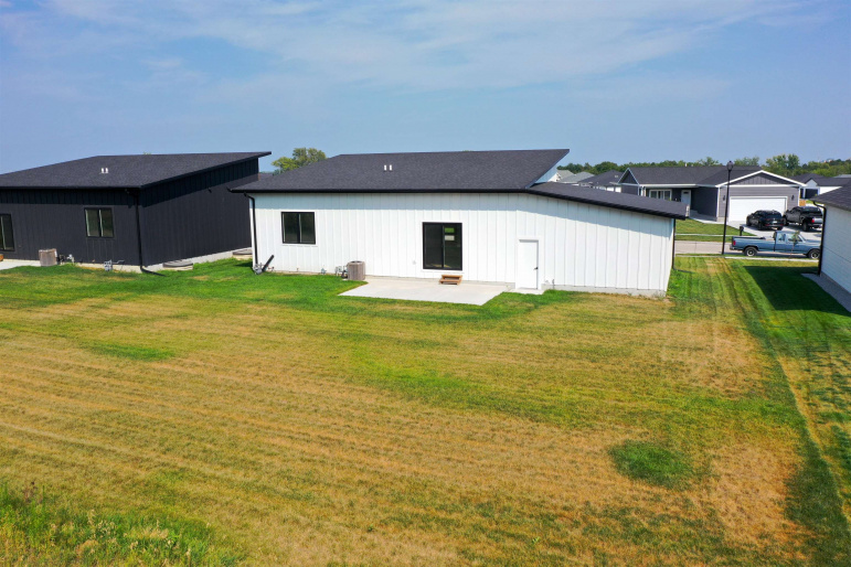 3113 Frahm Lane Hastings, Nebraska 68901, 4 Bedrooms Bedrooms, ,3 BathroomsBathrooms,Residential,For Sale,3113 Frahm Lane,20261046