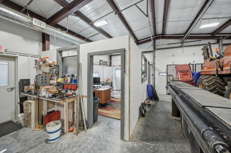 1710 - 1714 W A Street Hastings, Nebraska 68901, ,Commercial/industrial,For Sale,1710 - 1714 W A Street,20261055