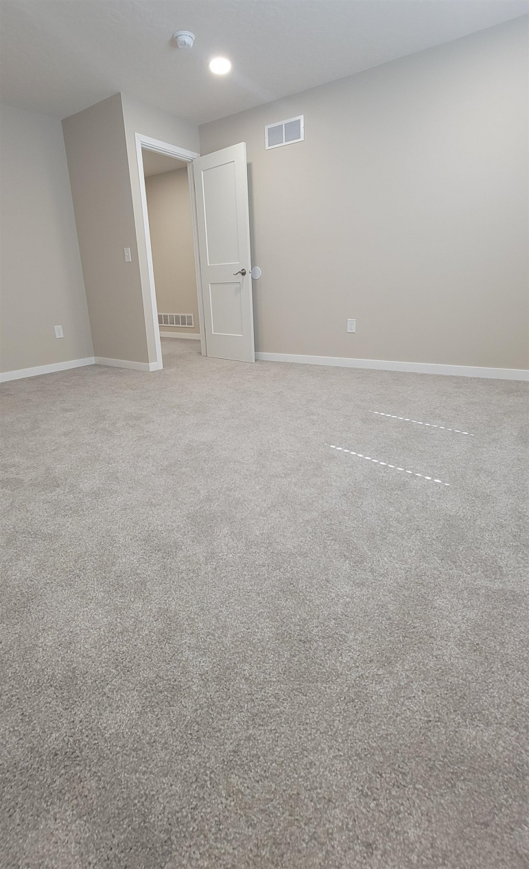 1122 E 28th Street Kearney, Nebraska 68847, 5 Bedrooms Bedrooms, ,2 BathroomsBathrooms,Residential,For Sale,1122 E 28th Street,20261059